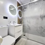 Aa Guest - Biznaga Center Eco Lägenhet